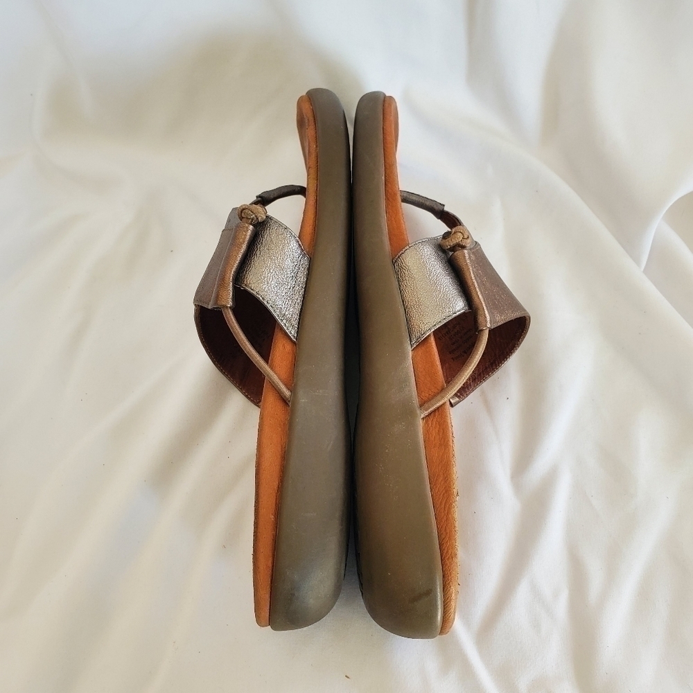 Gentle Souls Metallic Got It Sandals sz 9 - Picture 11 of 11
